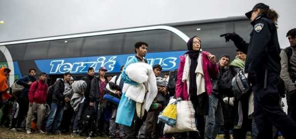 Ежедневно в Европу прибывают 8 тысяч беженцев — ООН | Русская весна