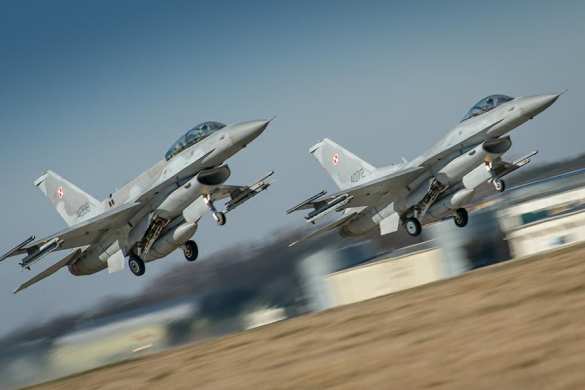 Нидерланды обсуждают передачу Украине истребителей F-16, — премьер Рютте | Русская весна