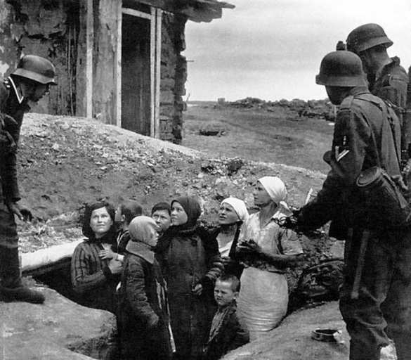 ДНР: в оккупированных поселках фашисты выселяют жителей из домов и размещают там свои отряды, — разведка | Русская весна