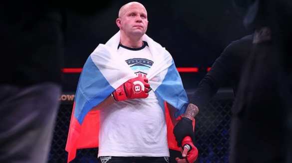 Фёдор Емельяненко нокаутировал американского экс-чемпиона UFC (ВИДЕО) | Русская весна