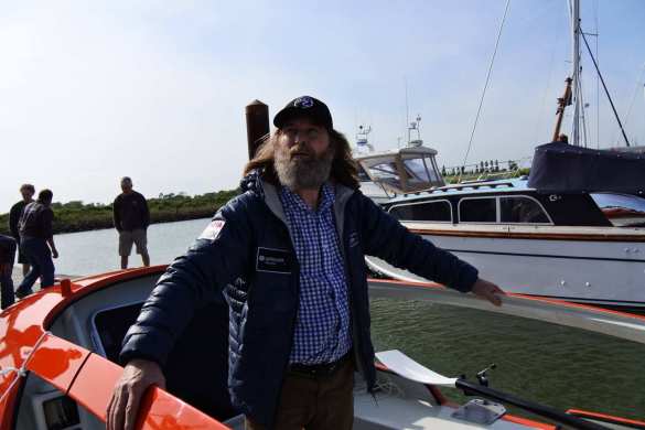 «Гигантское давление, темнота, очень интересно!»: Фёдор Конюхов о погружении в Марианскую впадину (ФОТО) | Русская весна