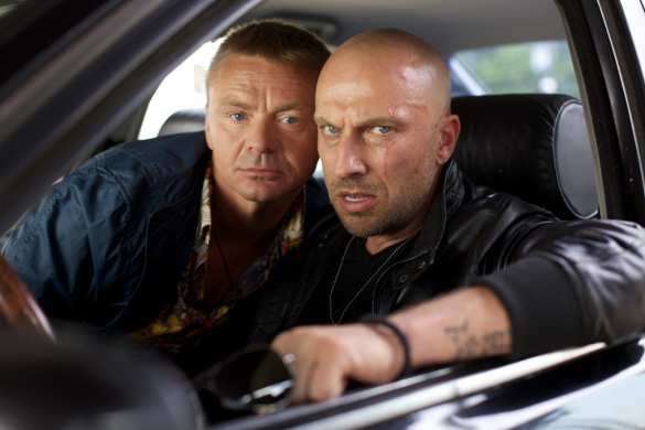 На Украине директор школы и физрук избили полицейских (ВИДЕО) | Русская весна