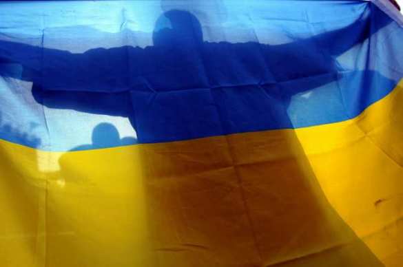 В День Киева флаги Украины были перевёрнуты верх ногами (ВИДЕО) | Русская весна