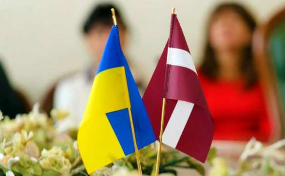 Прибалтика и Украина планируют новые русофобские инициативы? | Русская весна