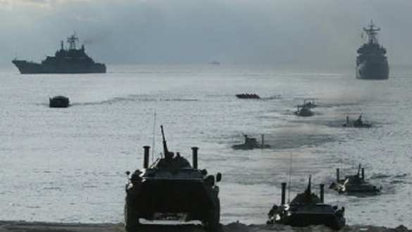 Соединения ВДВ, Балтийского флота и ЮВО приведены в боевую готовность | Русская весна