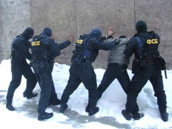 СРОЧНО: ФСБ задержала 14 человек за изготовление поддельных паспортов для ИГИЛ | Русская весна