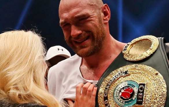 «Я остаюсь», — британский боксер Фьюри опроверг свое заявление о завершении карьеры | Русская весна