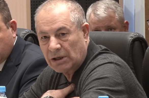 Депутат-неадекват: «8 000 рублей пенсии получают тунеядцы и алкаши» (ВИДЕО) | Русская весна