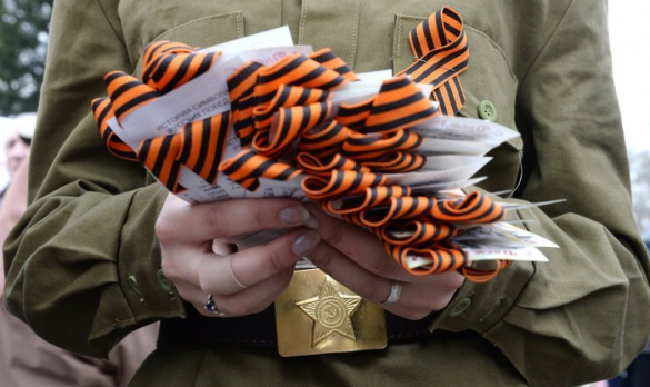 Будут ли сажать на Украине за Георгиевскую ленточку: прогноз вице-спикера Народного Совета ДНР | Русская весна