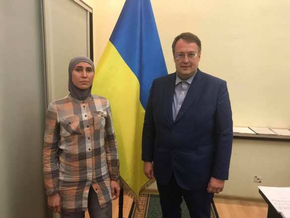 Геращенко пообещал Украине «закон имени Амины Окуевой» | Русская весна