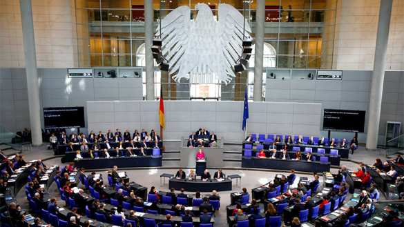 Вода камень точит: в бундестаге подняли вопрос о статусе неграждан в Прибалтике (ФОТО) | Русская весна