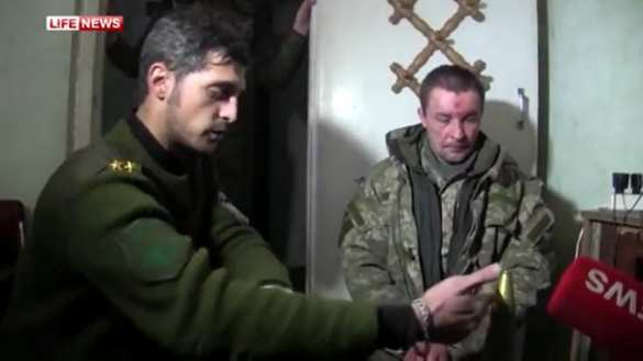 Бойцы ВСУ в плену у Гиви: Нас кинули наши командиры (видео) | Русская весна