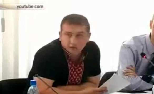 Депутат из партии «Удар» разбил лицо об травматический пистолет | Русская весна