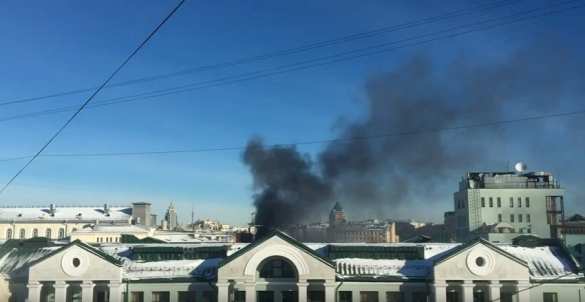 В Москве загорелось здание Консерватории им. Чайковского (ВИДЕО) | Русская весна