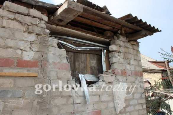 «Обстреливающие Горловку — крысы, просто твари», — офицер Армии ДНР рассказал о последствиях обстрелов (ВИДЕО, ФОТО) | Русская весна