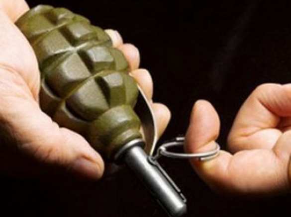 Взрыв гранаты в Запорожье, ранены каратели | Русская весна