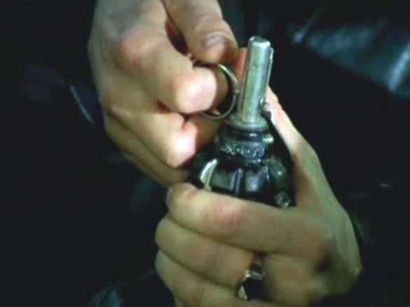 Типичная Украина: Под Одессой хулиганы с гранатой отобрали у полицейских автомобиль | Русская весна