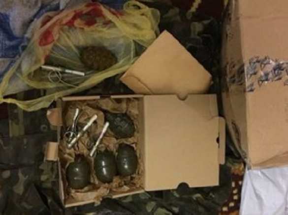 Украинский военный выслал племяннице посылку с гранатами из зоны «АТО» | Русская весна