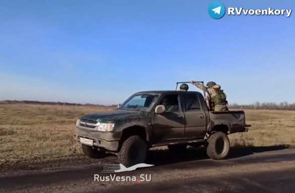 Боевая работа на фронте: разведка воюет на пикапе Great Wall от читателей «Русской Весны» (ВИДЕО) | Русская весна