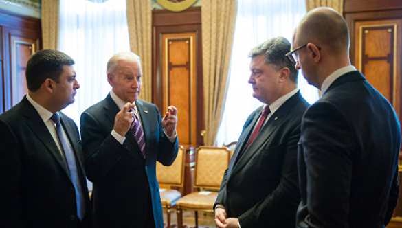 Людей, пытающихся изменить вектор Украины, просто убивают, — политолог | Русская весна