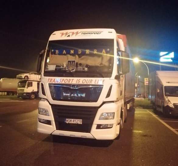 Антиукраинская коалиция переходит в контратаку: ещё одна страна начала блокаду украинской границы | Русская весна