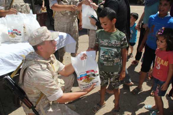Сирия: Конвой Минобороны РФ прибыл в Эль-Хамру (ФОТО, ВИДЕО) | Русская весна