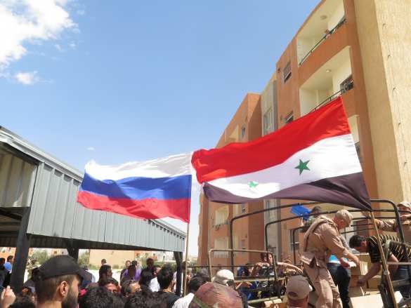 Спецоперация ВС России в Дамаске: в селение, окруженное 2000-ми боевиков, доставлена помощь — эксклюзив «Русской Весны» (ФОТО) | Русская весна