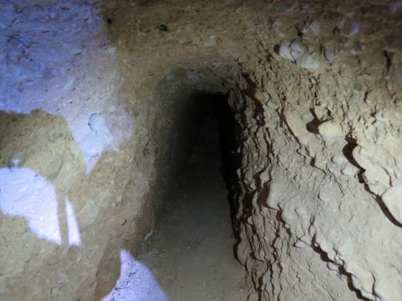 На границе тучи ходят хмуро: в Сирии люди строят подземные города, спасаясь от нападения врага (ВИДЕО) | Русская весна