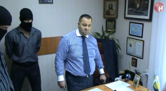 Заммэра Харцызска попросили написать заявление об отставке, он согласился (видео) | Русская весна