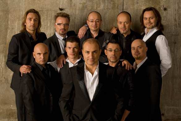 Хор Турецкого в Берлине: «День Победы», «Смуглянка» и «Катюша» на немецком (ВИДЕО) | Русская весна