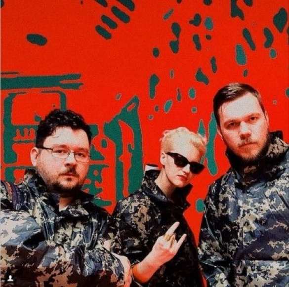 Украинские «мытци» в камуфляже оккупировали российский павильон на выставке в Венеции | Русская весна