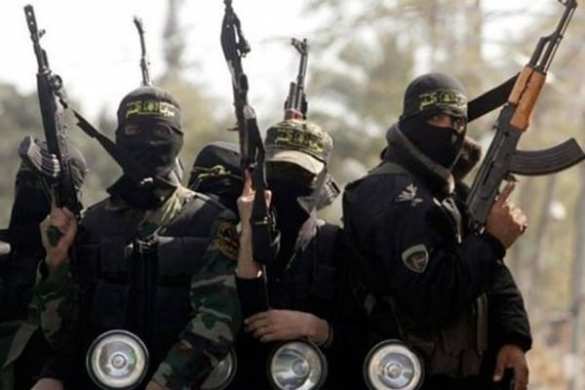 Казначей ИГИЛ пытался бежать из Ракки с деньгами террористов, боевики продолжают убивать друг друга, — сводка от «Тимура» | Русская весна