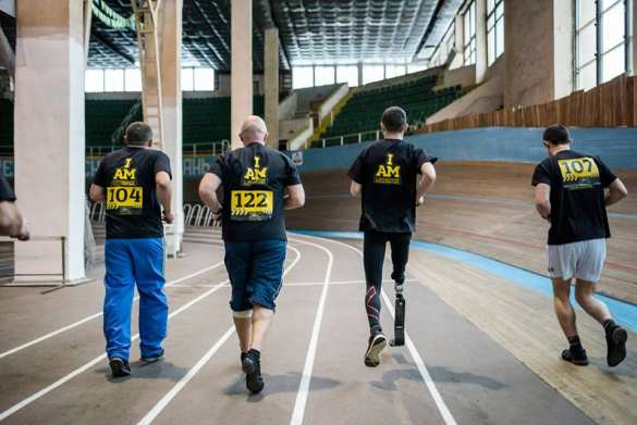 «Игры непокорённых»: убийцы из ВСУ получили золото и бронзу, сфотографировавшись с принцем Гарри (ФОТО, ВИДЕО) | Русская весна