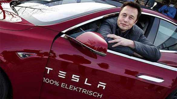 Tesla не смогла избежать страшной аварии (ВИДЕО) | Русская весна