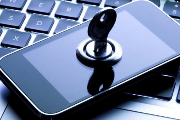 ЦРУ в твоём iPhone: Спецслцжбы США массово взламывали аппараты Apple, Google и Samsung | Русская весна