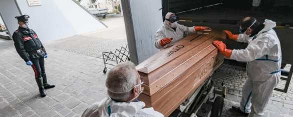 Вирус-убийца опустошает Италию: число смертей в Бергамо намного больше официального (ФОТО) | Русская весна