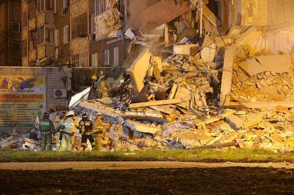 Названа причина обрушения дома в Ижевске | Русская весна