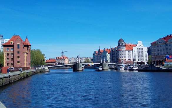 «Пришло время прорубить коридор в Калининградскую область»: Литва намерена закрыть русские школы | Русская весна