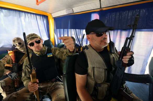 В Константиновку прибыли 1500 боевиков «Правого сектора», нацгвардии и др., они разместились в больнице, музыкальной школе и горотделе | Русская весна