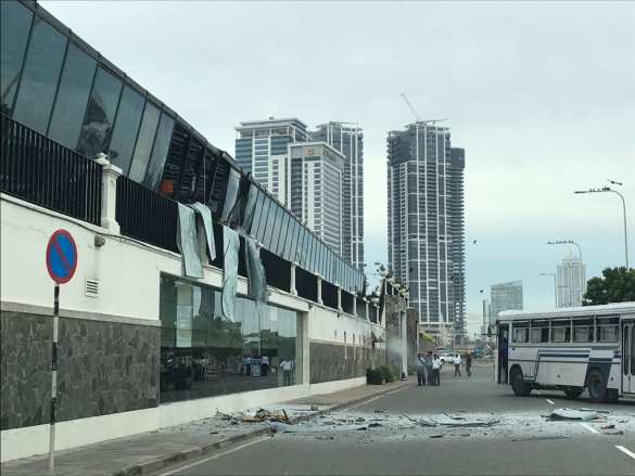 Протестующие побеждают: новым президентом Шри-Ланки станет спикер парламента (ВИДЕО) | Русская весна