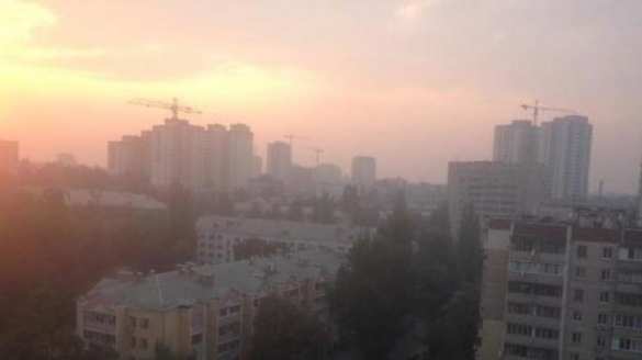 Дым в Киеве: у Кличко рекомендуют не гулять | Русская весна