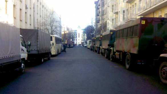 ВАЖНО: В центр Киева стянули военную технику (ФОТО) | Русская весна