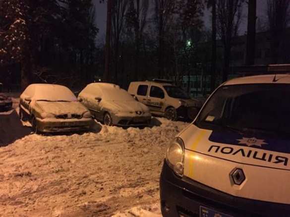 Типичный Киев: налетчики избили и ограбили разносчика пиццы (ФОТО) | Русская весна