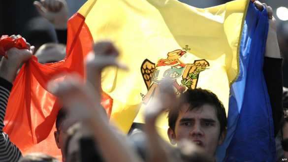 Демонстранты в Кишиневе пришли с барабанами «будить президента» (ВИДЕО) | Русская весна