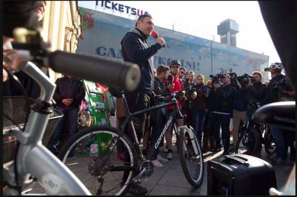 Киевский режим решил проблему дорогого бензина: Кличко призывает пересаживаться на велосипеды (+ФОТО) | Русская весна