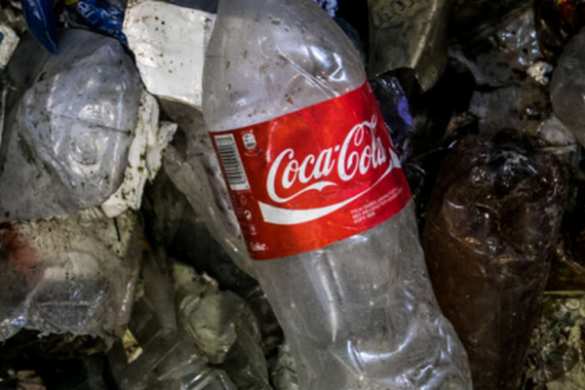 Главным загрязнителем планеты оказалась Coca-Cola | Русская весна