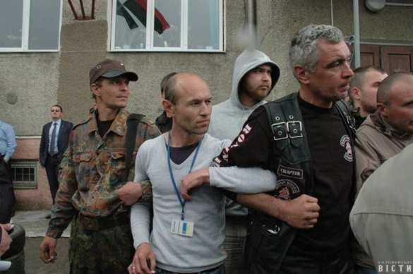 Свадьба в Малиновке по-бандеровски (альтернативная версия захвата коломыйской РГА + фото-лента) | Русская весна