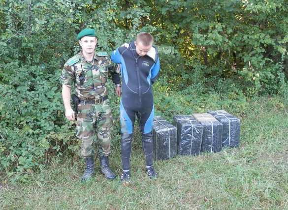 Москаль борется с контрабандой в Закарпатье, отправляя задержанных в «АТО» | Русская весна