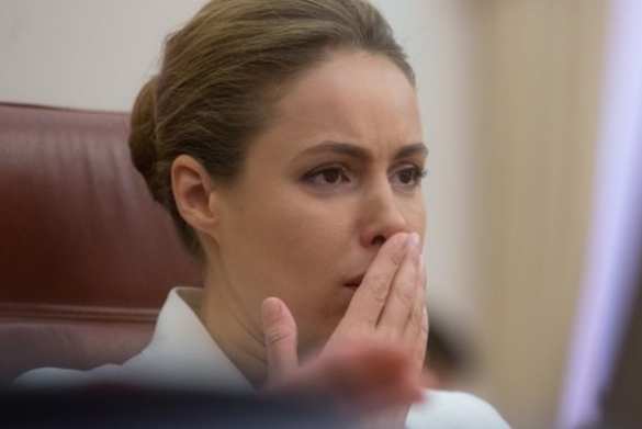 Депутат Королевская проголосовала против отставки Яценюка, «перепутав кнопки» (ФОТО) | Русская весна