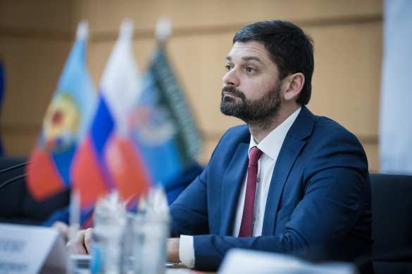 Андрей Козенко обратится к президенту с просьбой помочь крымчанам с гражданством | Русская весна